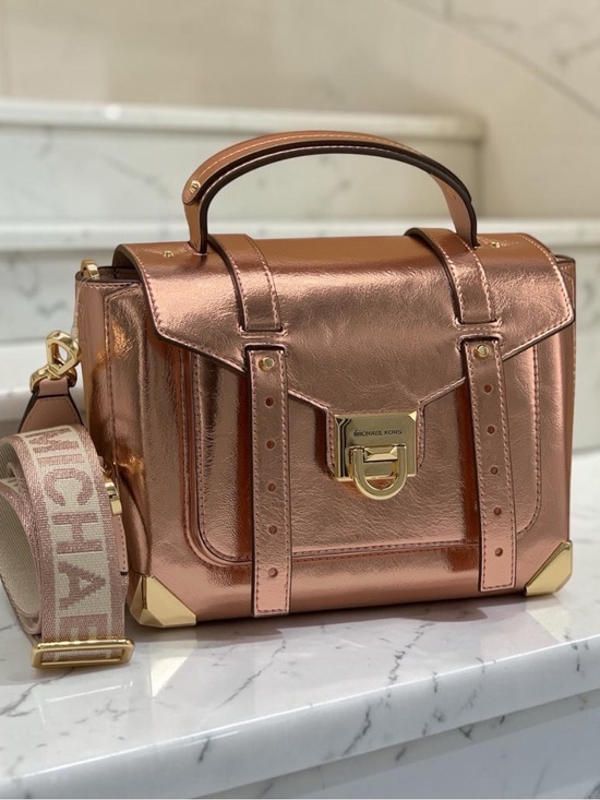 Michael Kors Handbags - MICHAEL KORS
Manhattan Medium Top
Hand School Patent Satchel Primrose color